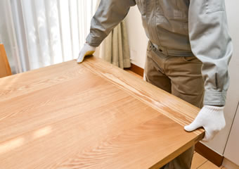 小さい物は自分で運ぶけど、大きい荷物は運んでほしい